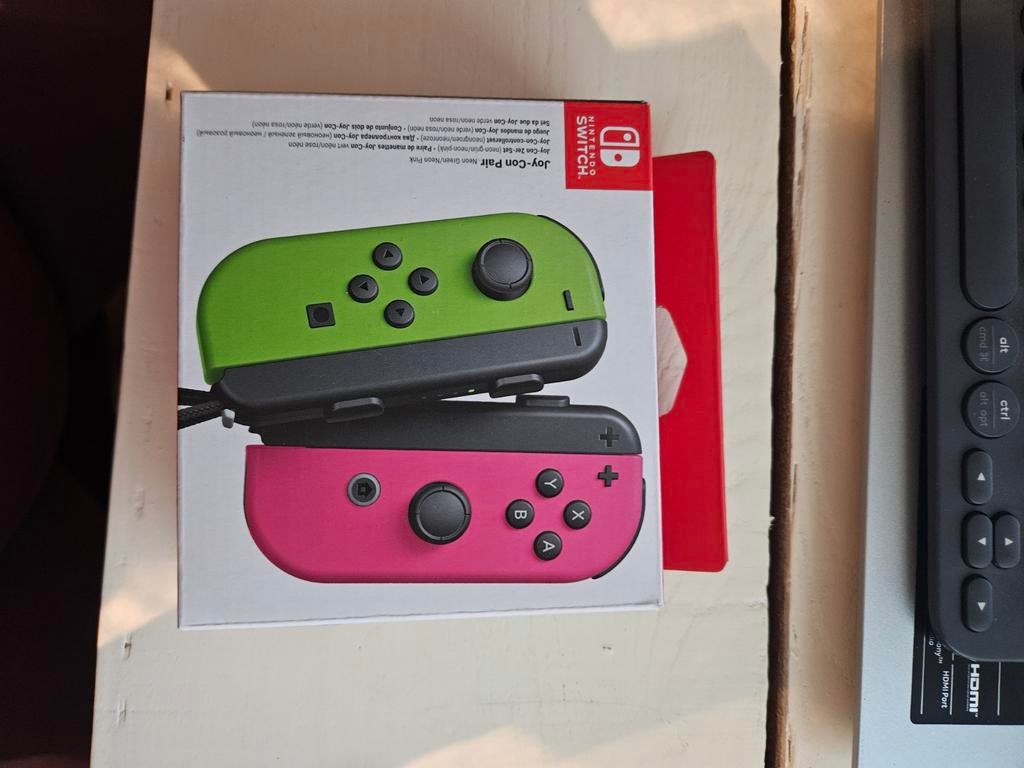 Nintendo Switch Joy-Con Set - Neon Groen & Neon Roze, Ophalen of Verzenden, Nieuw