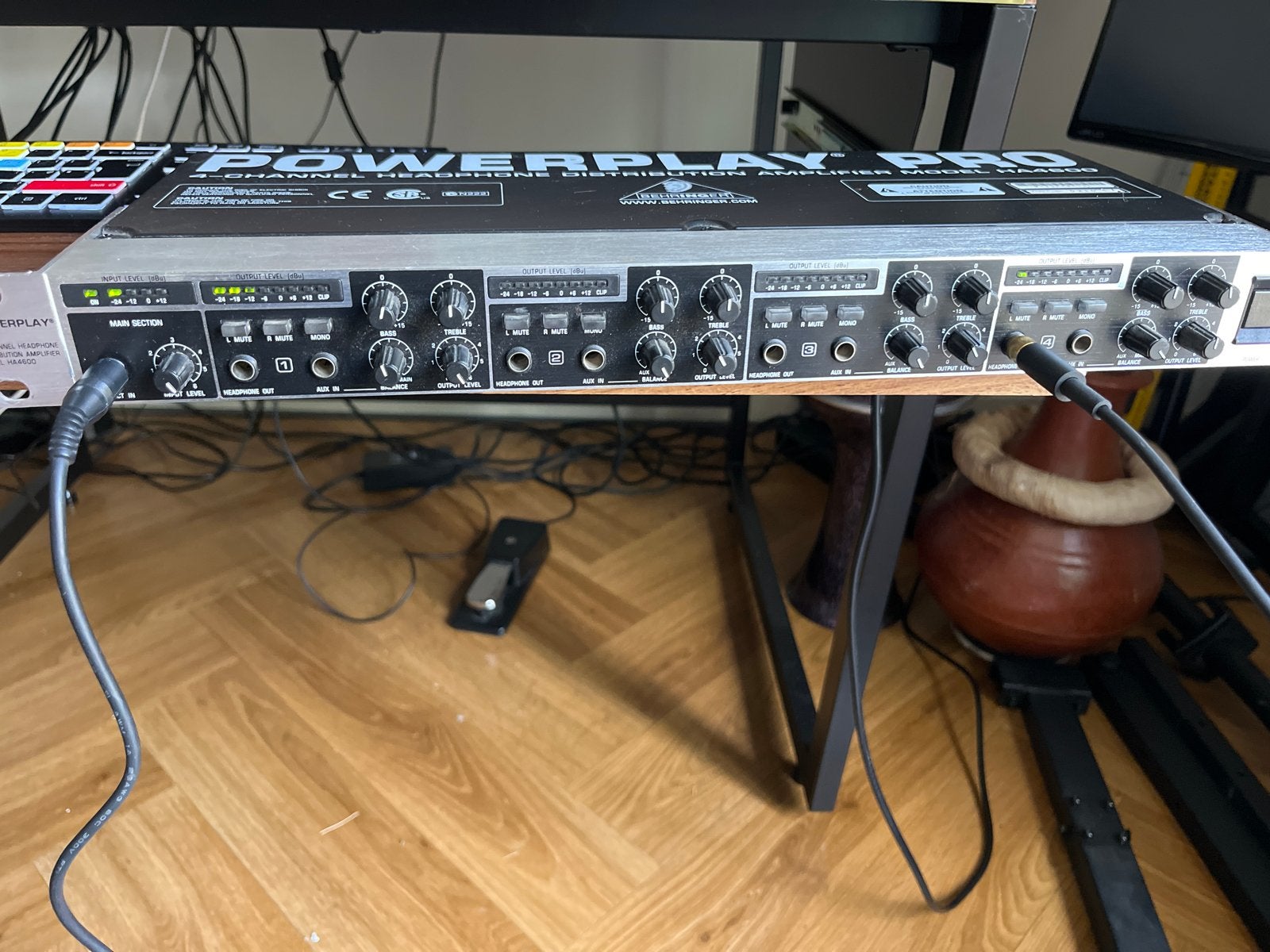 Behringer Powerplay Pro HA4600 Hoofdtelefoonversterker, Ophalen, Gebruikt