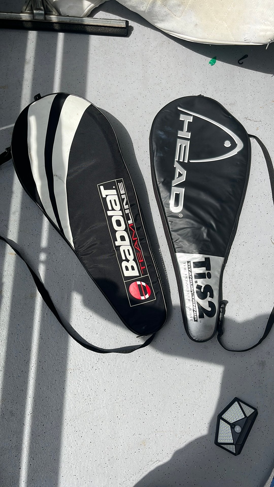 2 tennis kits los, Sport en Fitness, Tennis, Ophalen, L00, Zo goed als nieuw, Wilson