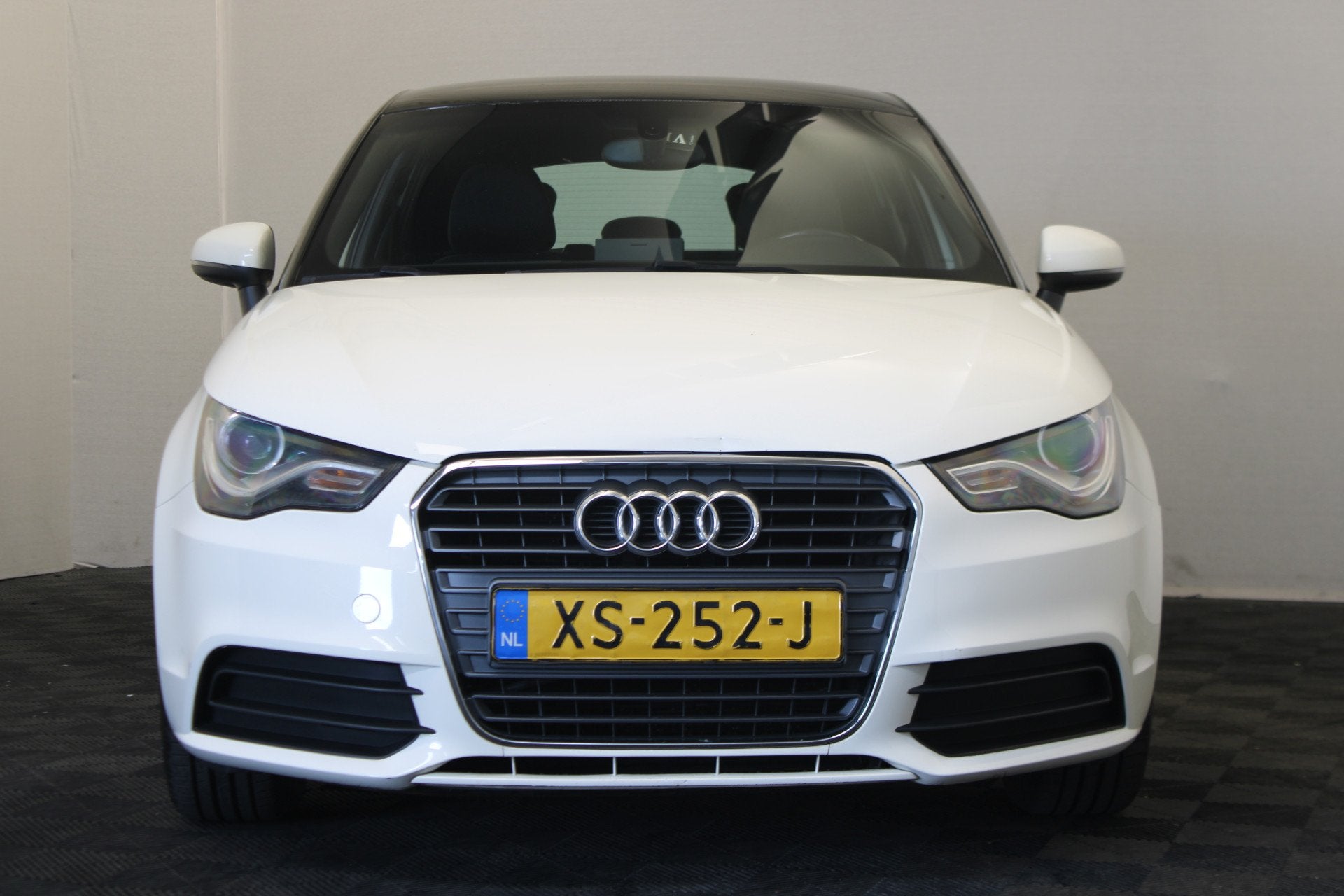 Audi A1 Sportback 1.2 TFSI Ambition Pro Line (bj 2012), Voorwielaandrijving, Euro 5, Zwart, 4 cilinders