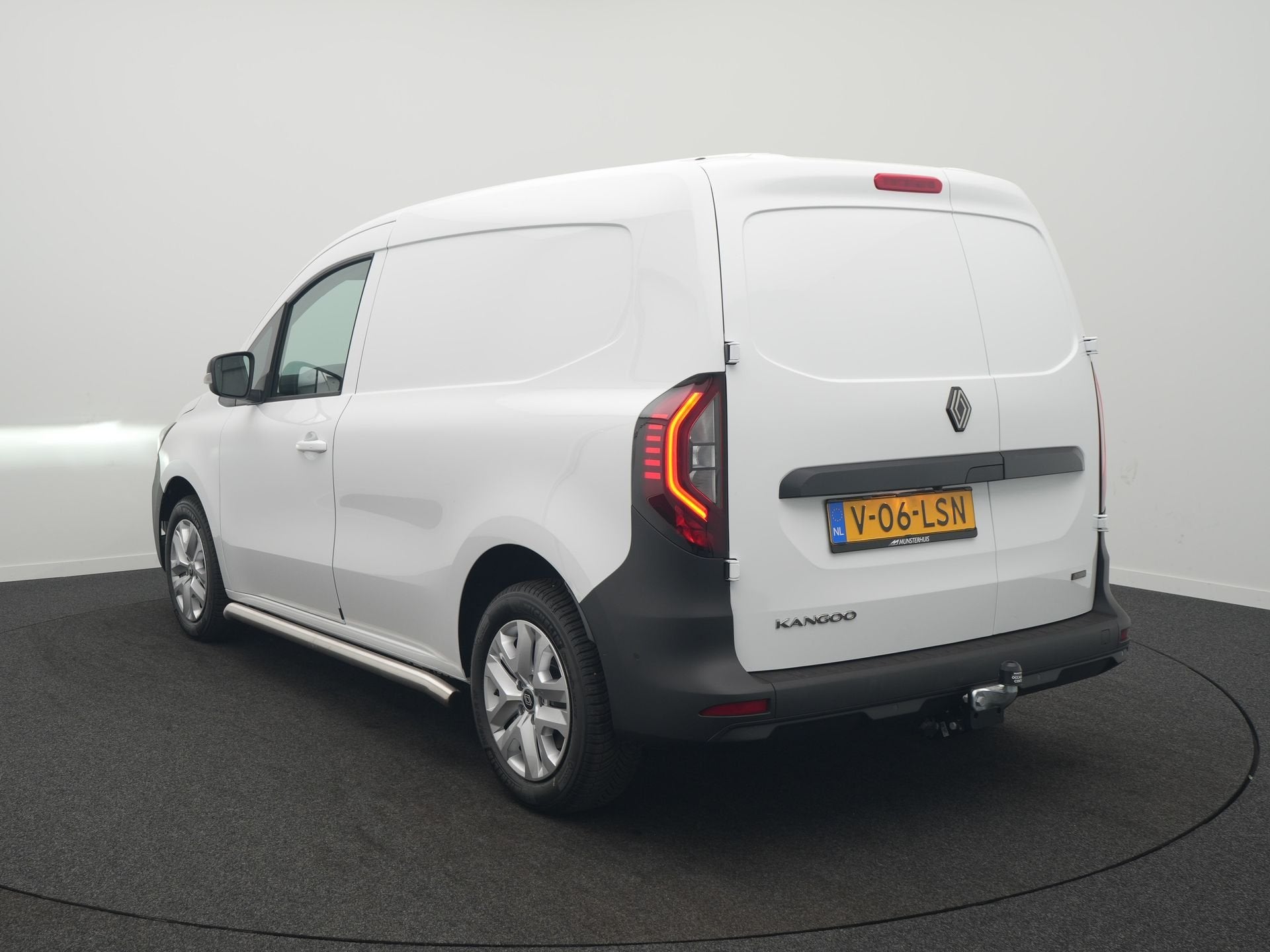 Renault Kangoo E-Tech Advance L1 44 kWh - All Seasonbanden -, Gebruikt, Zwart, Renault, Leder en Stof