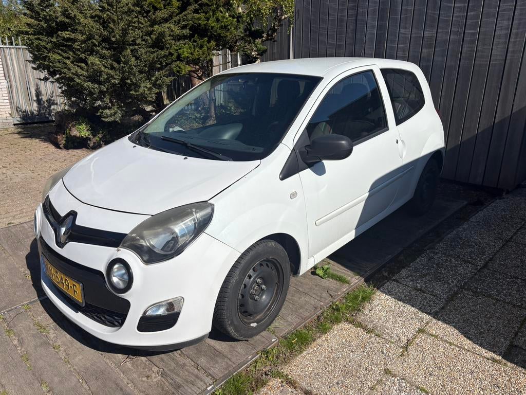 Renault Twingo 1.1 2012 Wit Veel nieuwe onderdelen., Auto's, Renault, Voorwielaandrijving, 74 pk, 4 cilinders, 894 kg