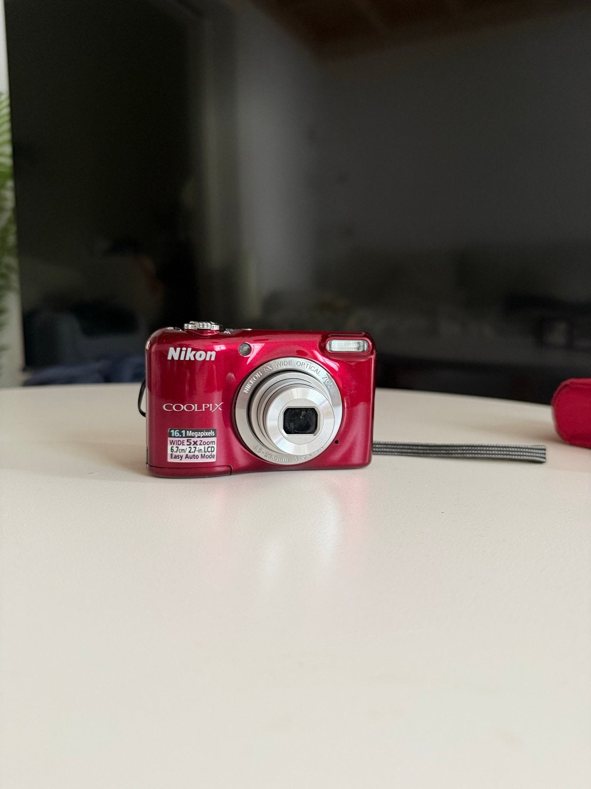 Nikon Coolpix L27 Compactcamera Rood met Tasje, Ingebouwde flitser, Gebruikt, 16 megapixels, Ophalen of Verzenden