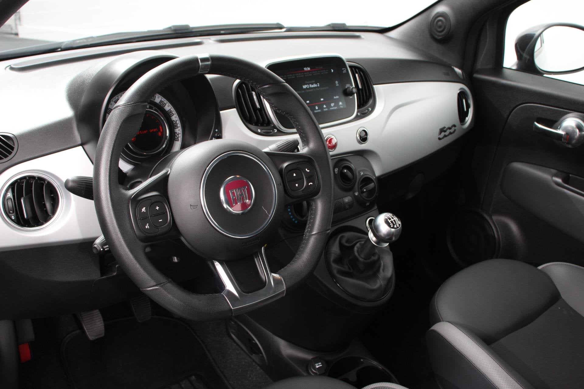Fiat 500 1.0 Hybrid Sport Navigatie Half Lederen Bekleding A, Voorwielaandrijving, Stof, Euro 6, 4 stoelen