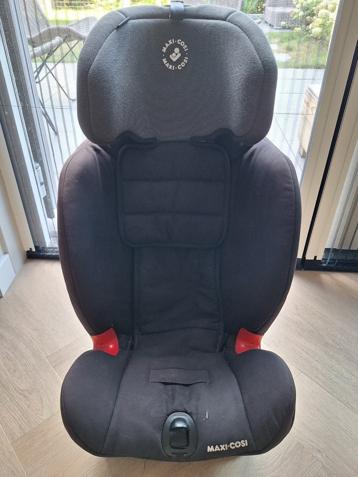 Maxi-Cosi Titan autostoel (9-36 kg) met Isofix, Ophalen, Gebruikt, Verstelbare rugleuning, 9 t/m 36 kg