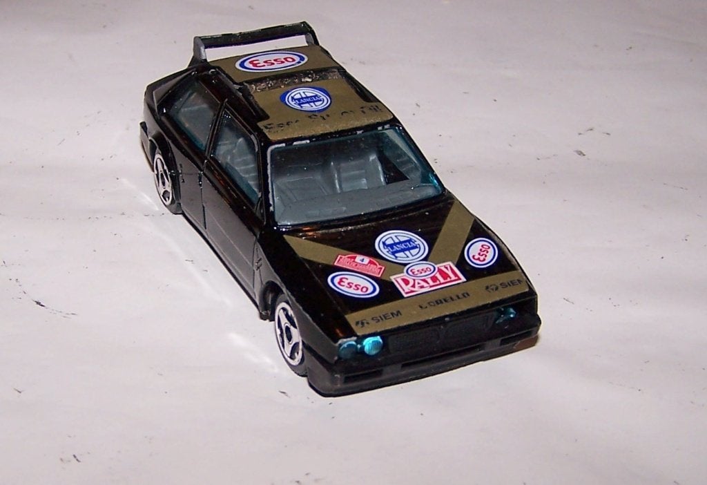 Bburago Lancia S4 Rally model. 1/43. Izgs., Ophalen of Verzenden, Zo goed als nieuw, Auto, Overige merken