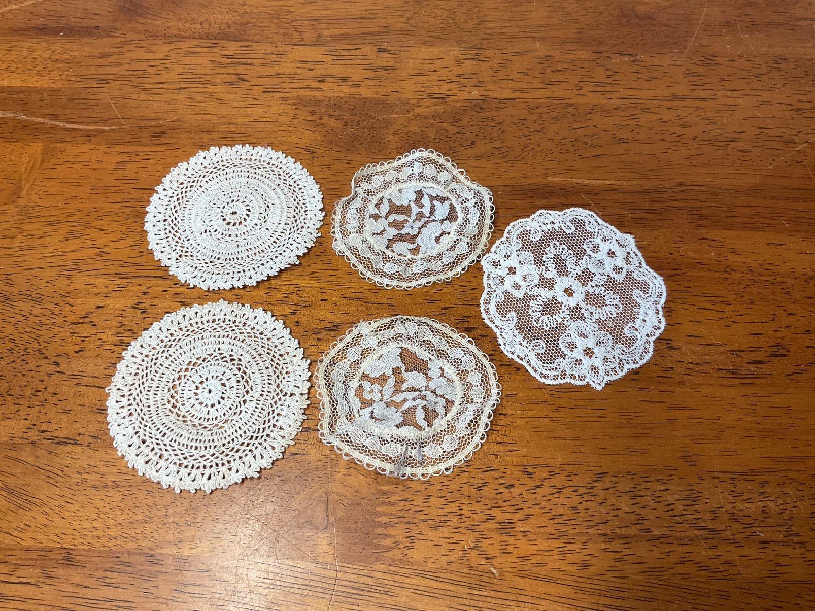Kleedjes voor in poppenhuis, Verzamelen, Ophalen of Verzenden, Gebruikt, Decoratie