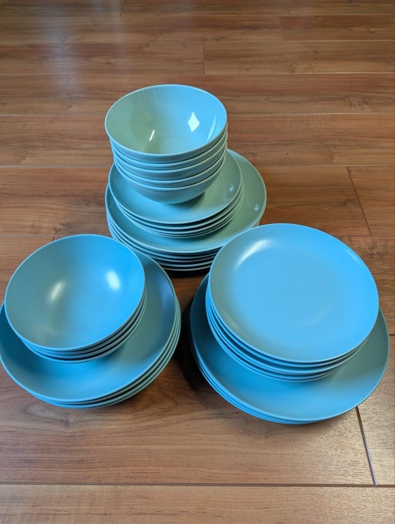 Ikea servies in twee blauwtinten - los of als set, Gebruikt, Keramiek, Ophalen of Verzenden, Effen