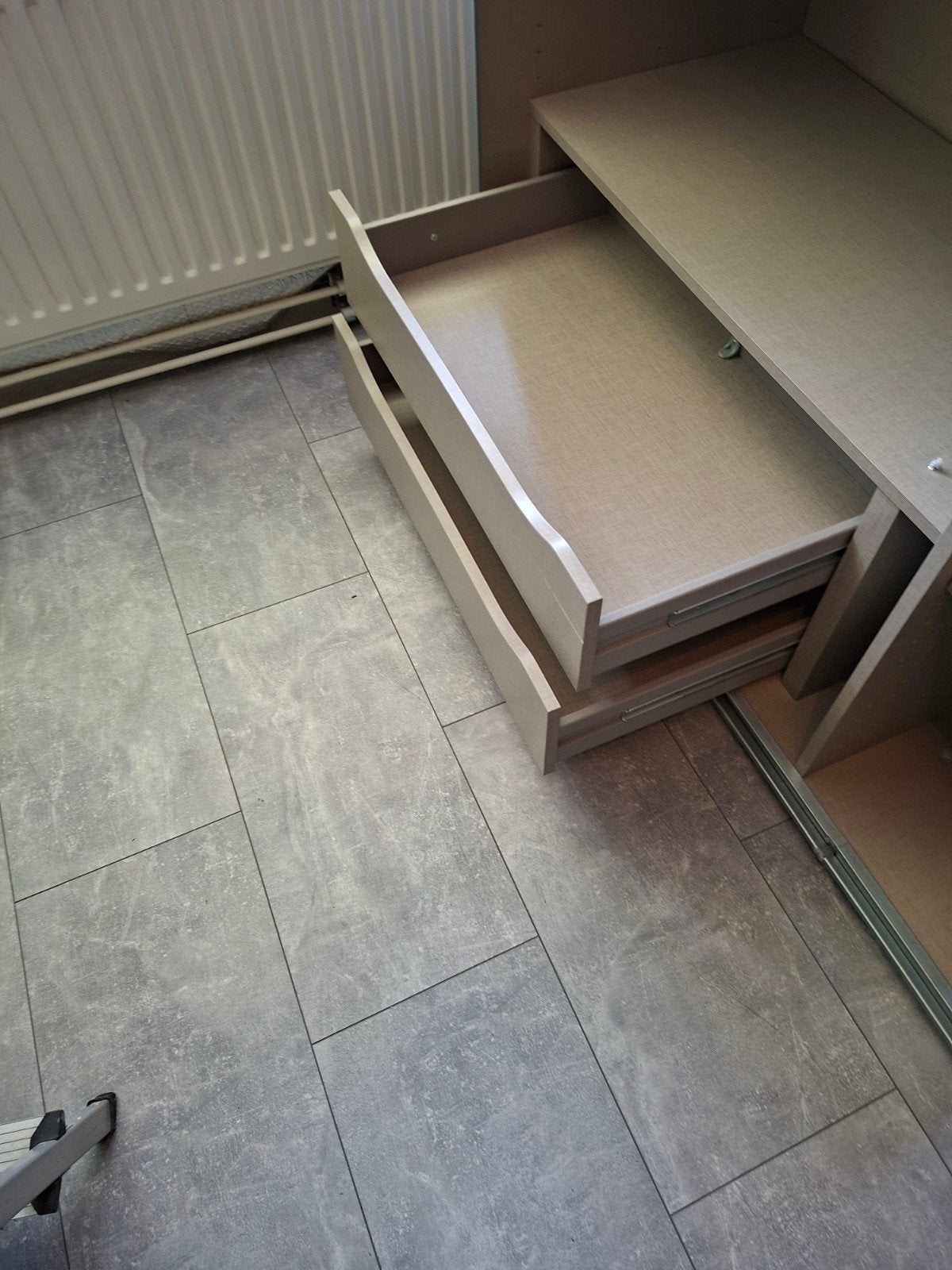 slaapkamer  kleidingkast en Bed&matras, Ophalen, Zo goed als nieuw