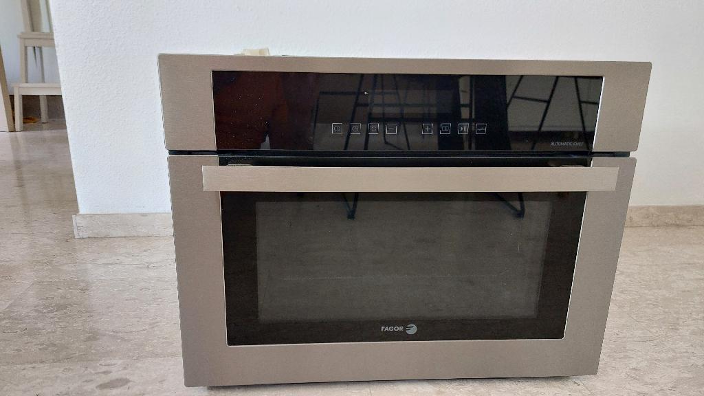 Fagor combimagnetron slechts 1 jaar gebruikt, Witgoed en Apparatuur, Magnetrons, Ophalen, Combimagnetron, Zo goed als nieuw, Inbouw
