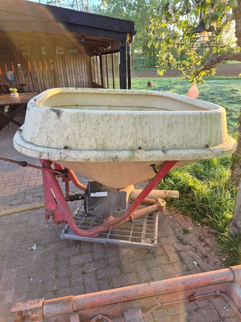 Kunstmeststrooier, Ophalen of Verzenden