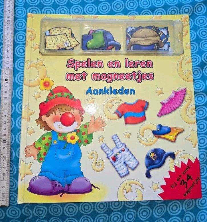 Spelen en leren met magneetjes: Aankleden, Gelezen, Non-fictie, Jongen of Meisje, Ophalen of Verzenden