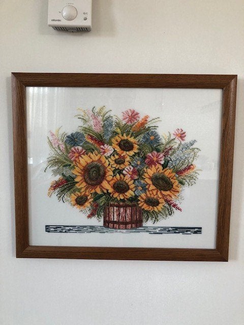 borduurwerk zonnebloemen boeket bloemen, Hobby en Vrije tijd, Ophalen of Verzenden, Zo goed als nieuw, Handborduren, Overige typen