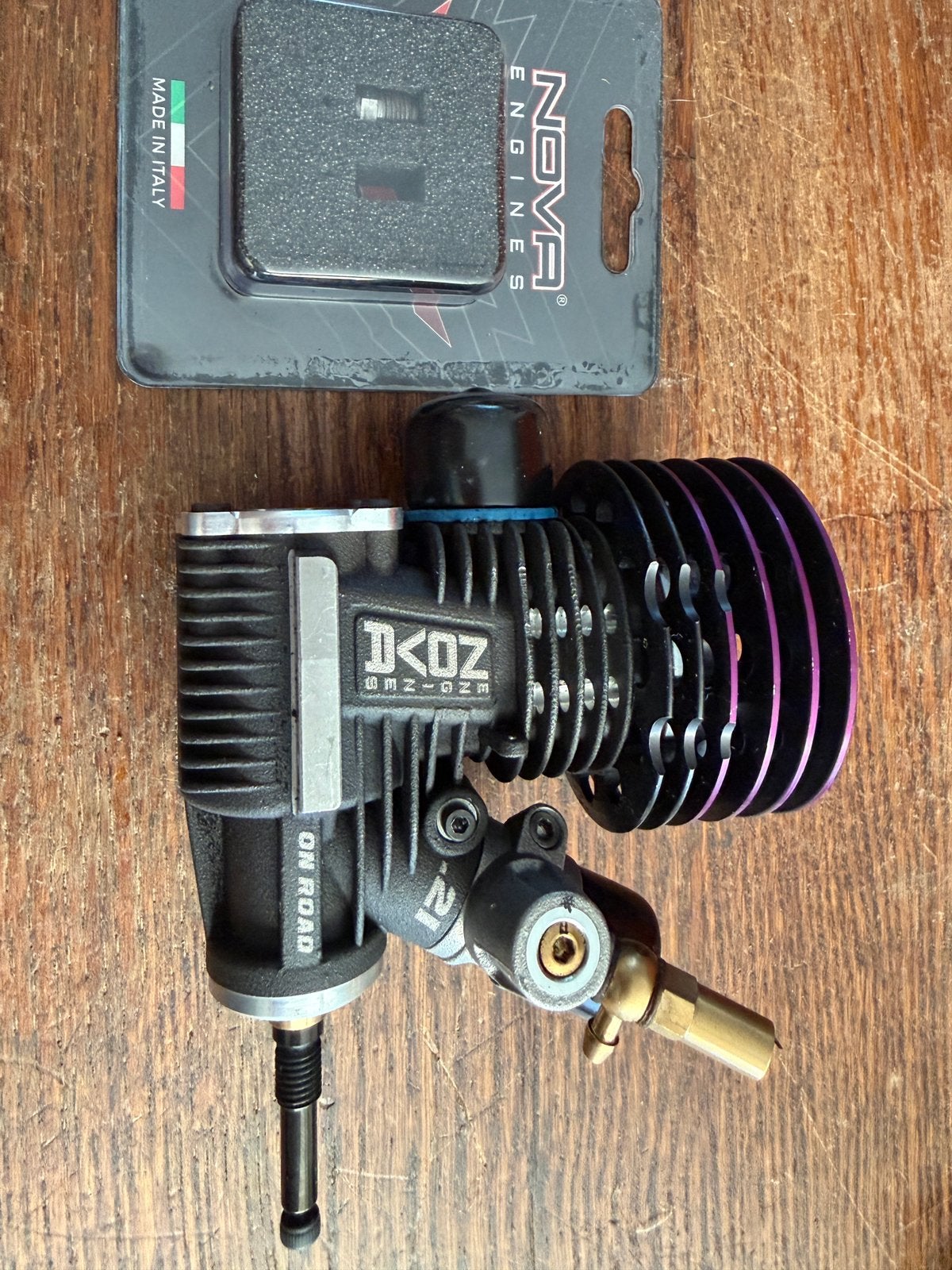 Nova nitro motor prerun nu 225,00 weg is weg plus plug, Hobby en Vrije tijd, Modelbouw | Radiografisch | Auto's, B, Ophalen of Verzenden