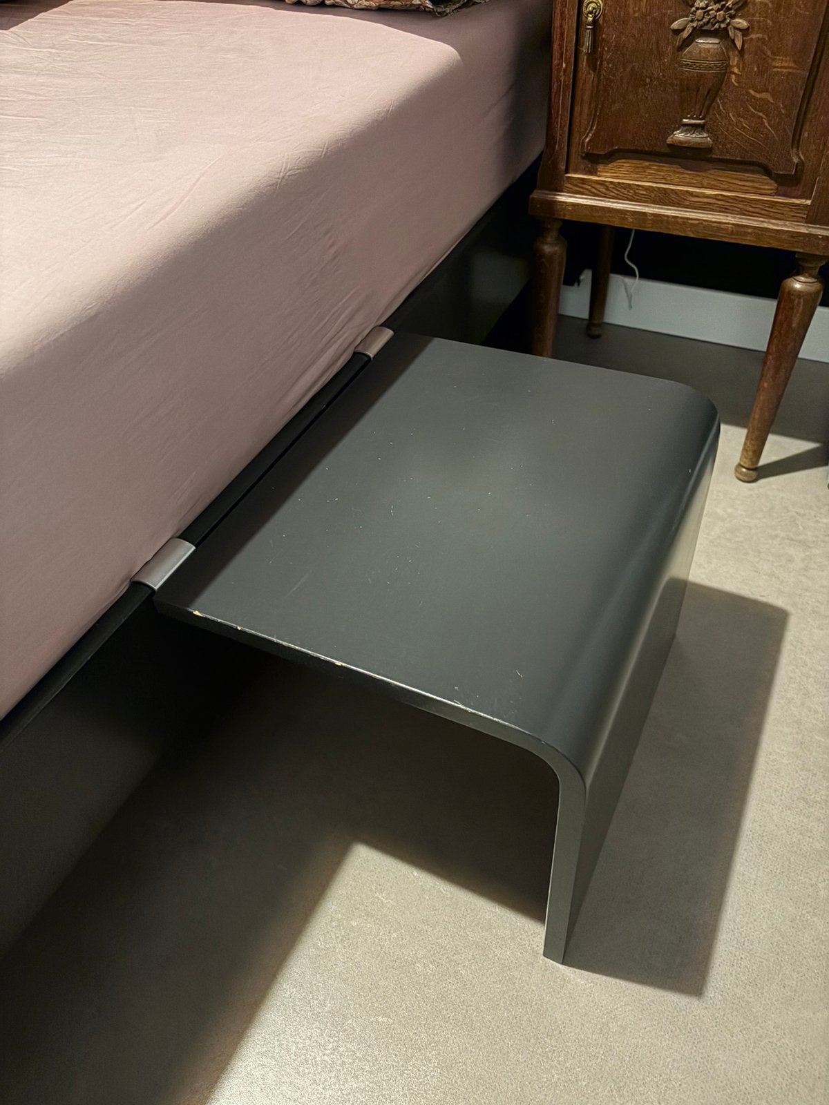 Nachtkastje Auping Auronde origineel, Huis en Inrichting, Slaapkamer | Nachtkastjes, Ophalen, Gebruikt, Hout, Minder dan 45 cm