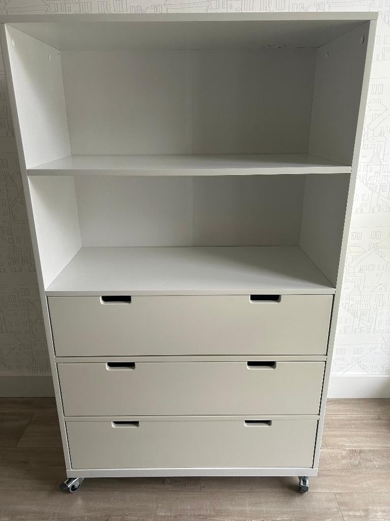 Bopita kast. Verrijdbaar. Met schappen en 3 lades, Kinderen en Baby's, Kinderkamer | Commodes en Kasten, Ophalen, Kast, 105 cm of meer