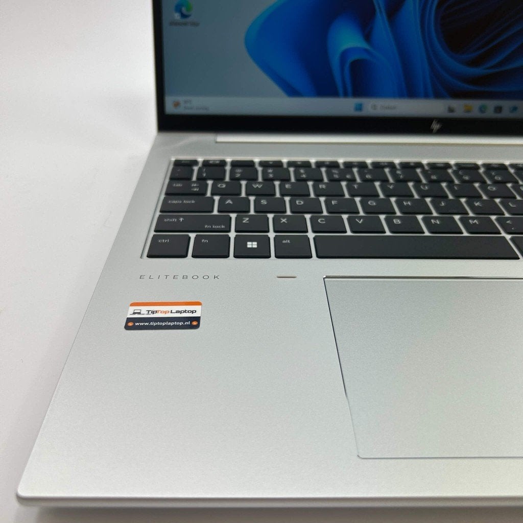 HP EliteBook 860 G10 | i7-1365U | 32GB RAM | 1TB SSD | Touch, 9743AL, Tiptoplaptop, HP >, Refurbished