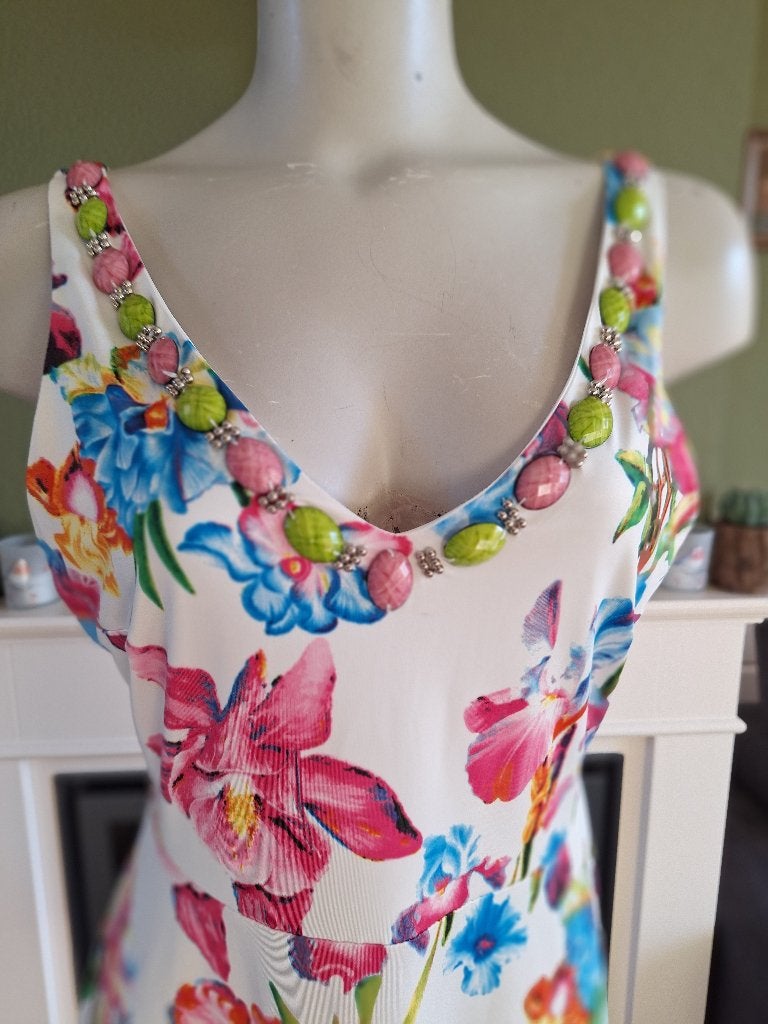 K-Design jurk mt M zomerse bloemen stenen halslijn, Kleding | Dames, Maat 38/40 (M), K-design, Zo goed als nieuw, Knielengte