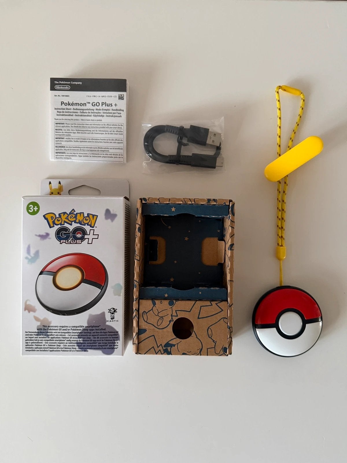Pokemon Go Plus + Nintendo • NIEUWSTAAT! (2 beschikbaar), Ophalen of Verzenden, Draadloos, Zo goed als nieuw, Overige typen