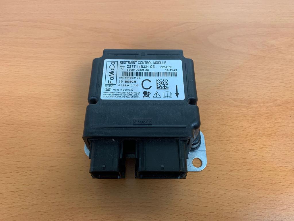 ford mondeo V 2015+ airbag module DS7T14B321CE, Gebruikt, -, -, Ophalen of Verzenden