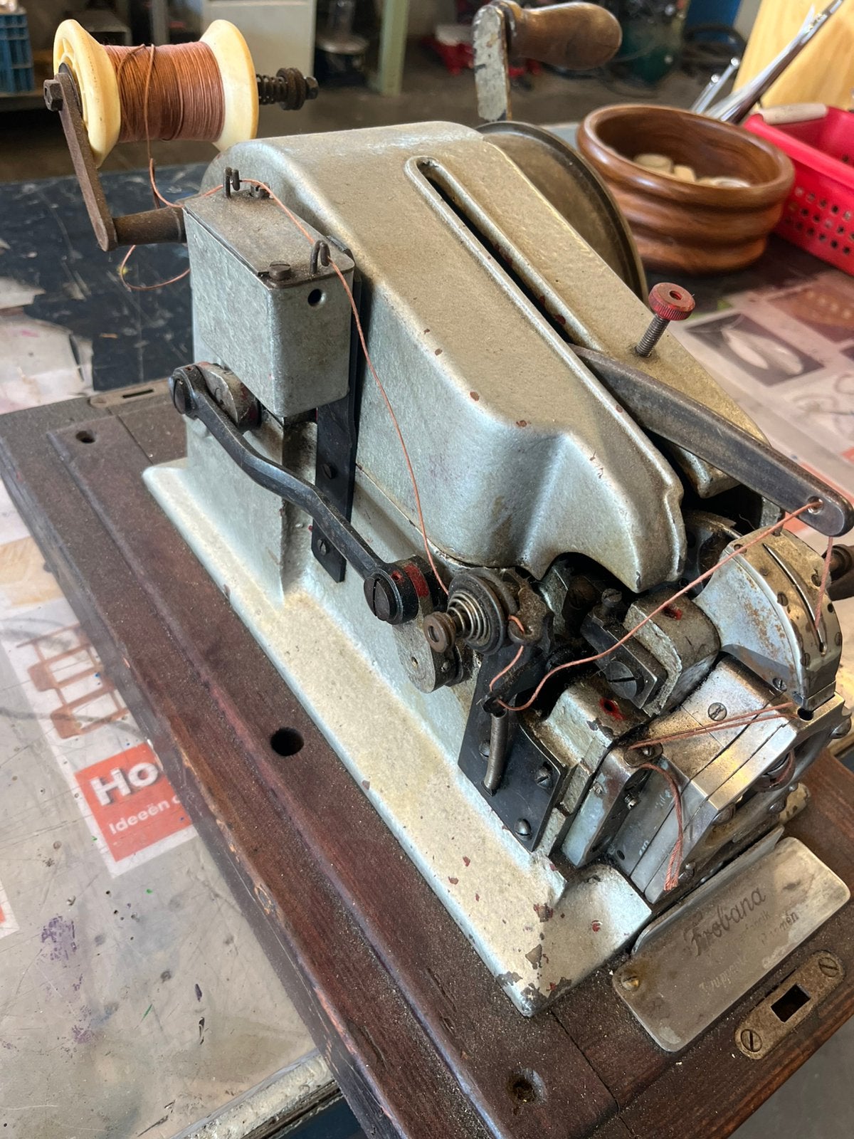 Frobana aflapmachine, Ophalen, Zo goed als nieuw, Lockmachine, Overige merken