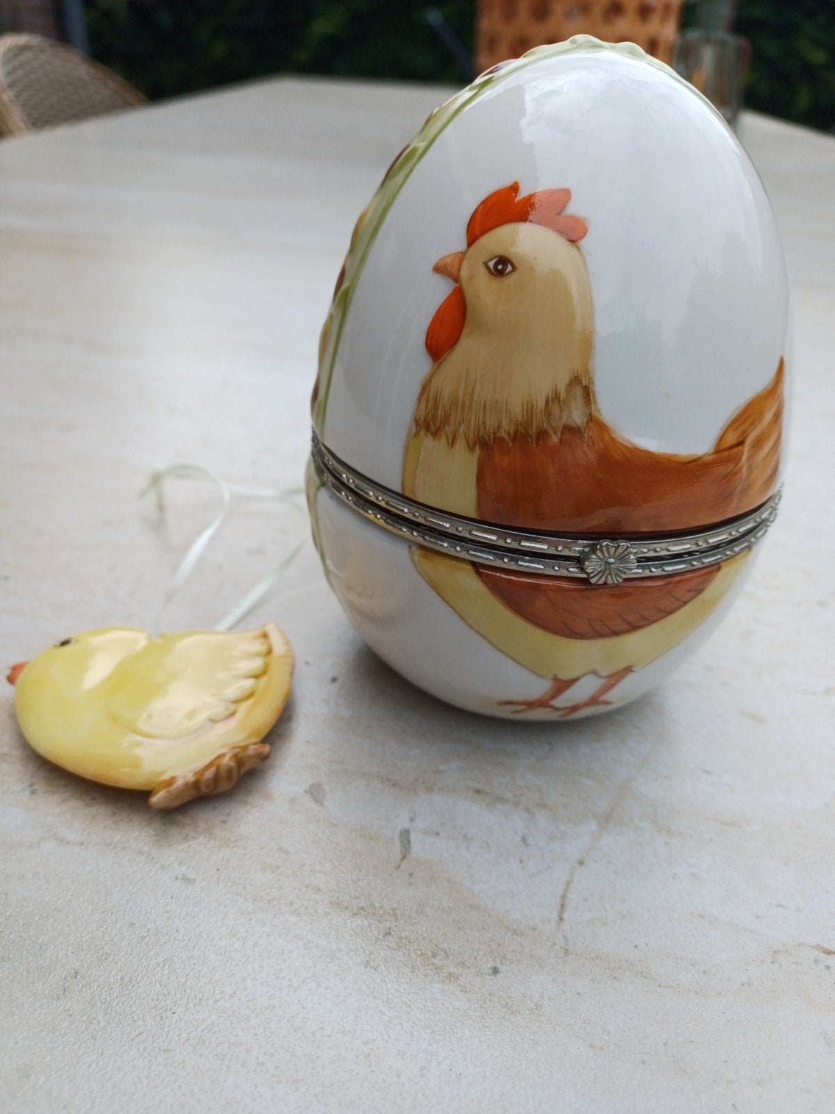 Villeroy & Boch porseleinen paasei en kuiken hangertje, Ophalen of Verzenden, Nieuw