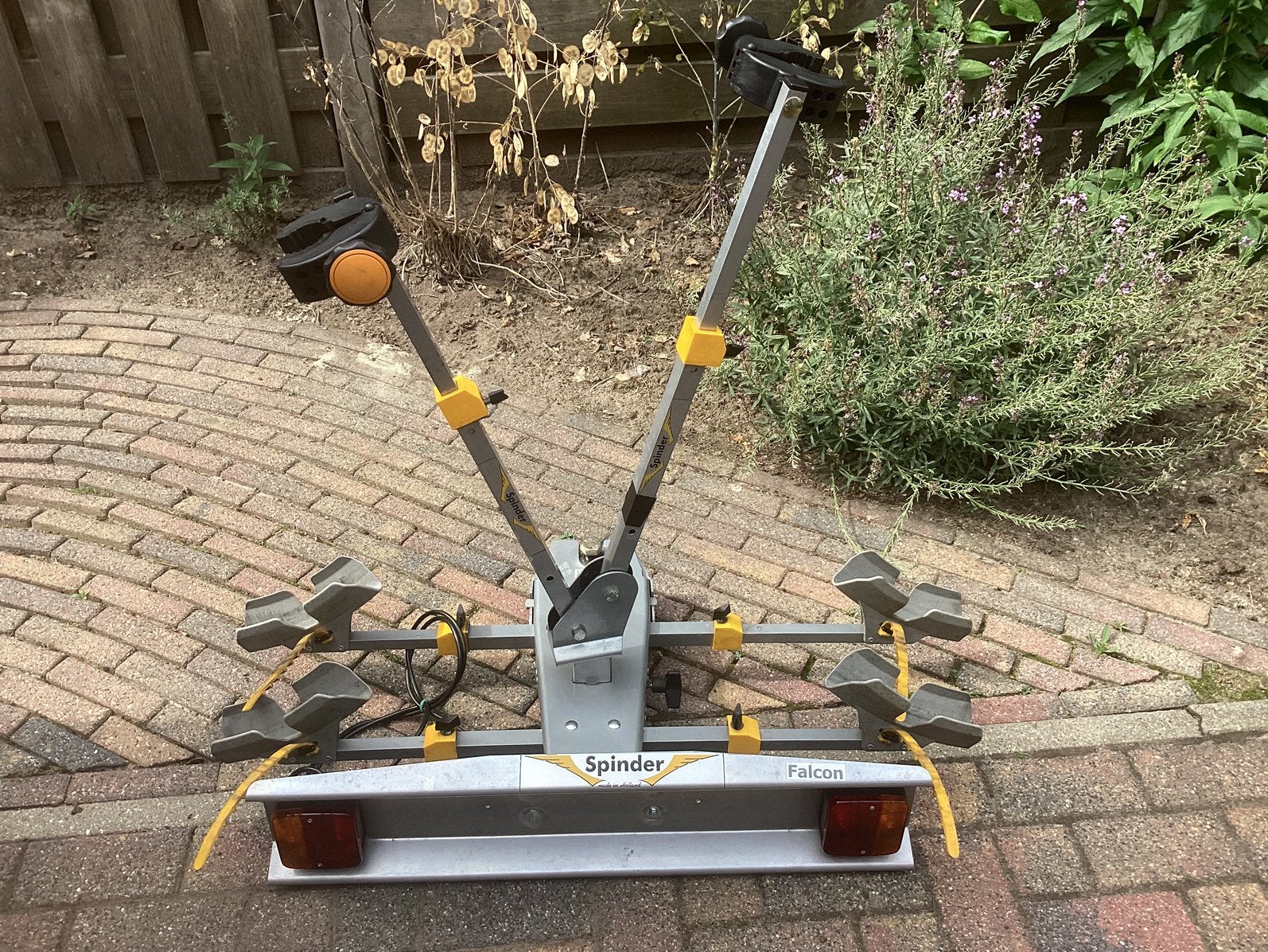 Fietsendrager Spinder Falcon, Ophalen, Gebruikt, 2 fietsen, Trekhaakdrager