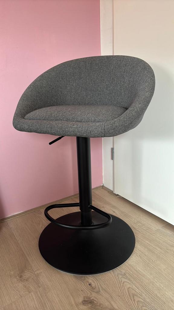 Bar kruk JYSK, Huis en Inrichting, Barkrukken, 1 kruk, Ophalen, Zo goed als nieuw, 60 tot 90 cm
