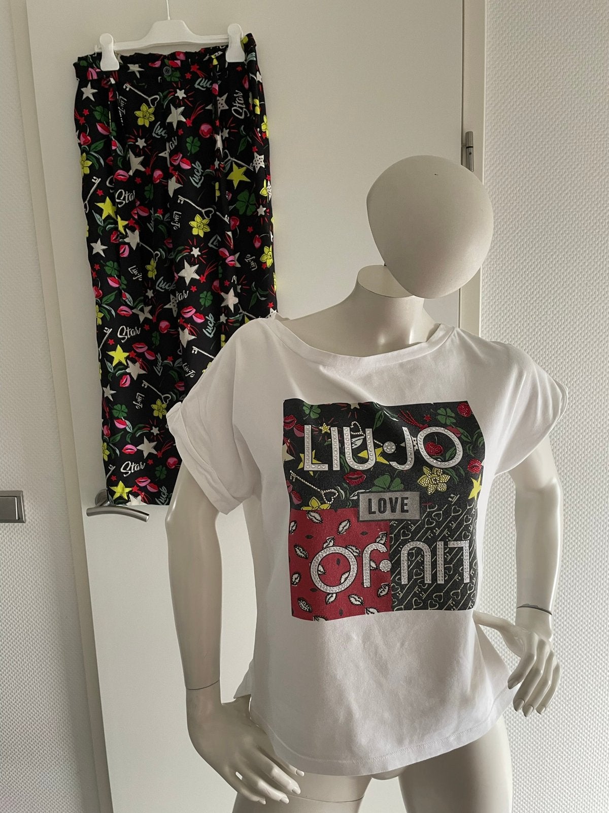 Liu jo broek met bijpassend shirt maat it 42 nl 38, Kleding | Dames, Maat 38/40 (M), ., Zwart, Ophalen of Verzenden