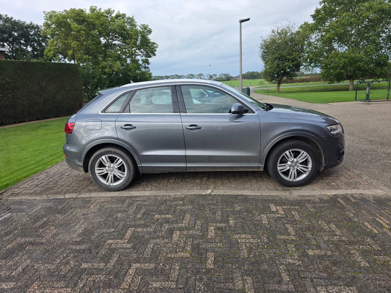 Audi Q3 2.0TFSI Quattro 125KW S-tron 2012 Grijs, Auto's, 4 cilinders, Vierwielaandrijving, Particulier, 170 pk