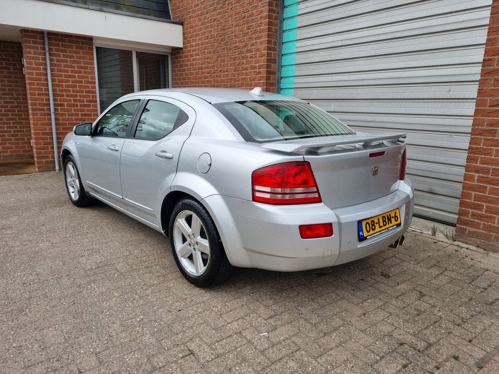 Dodge Avenger 2.0 SE NAV.+ Airco Bj:2010 NAP!, Auto's, Dodge, 1998 cc, 450 kg, Gebruikt, Navigatiesysteem