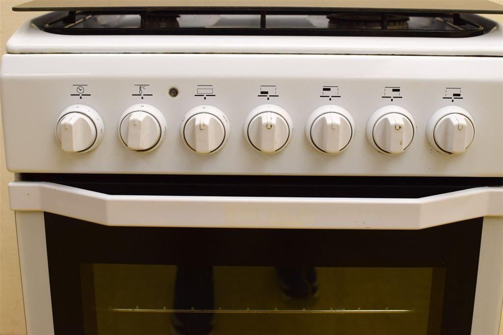 Indesit Gasfornuis 49343, Gebruikt, Inbouw, Inductie, 85 tot 90 cm