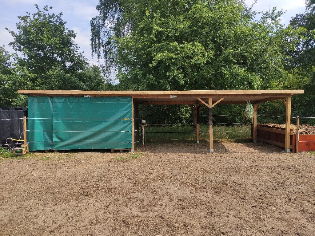 Schuilstal overkapping afdak 10 m x 3 m x 2,2/2,0 m hoog, Ophalen, Gebruikt, Overige typen