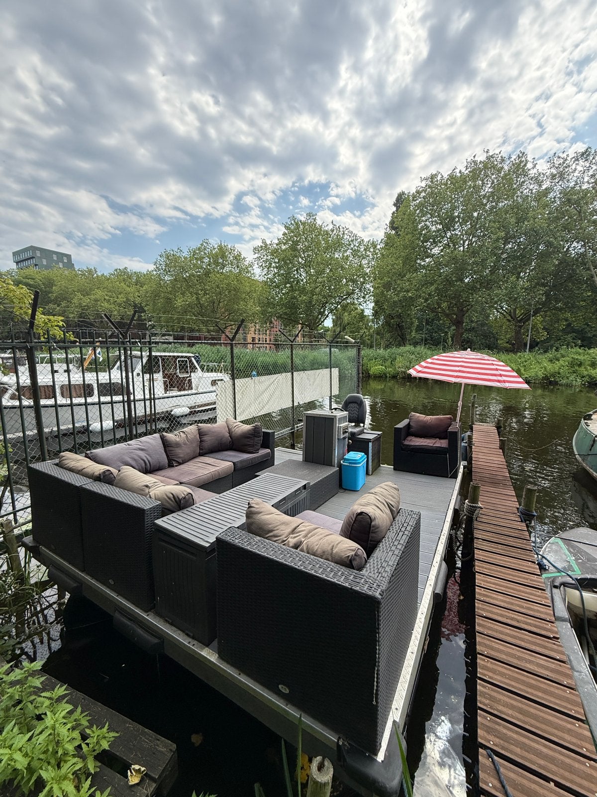 Terras boot honda 15pk rotterdam loungeset partyboot, Ophalen, 7 zitplaatsen