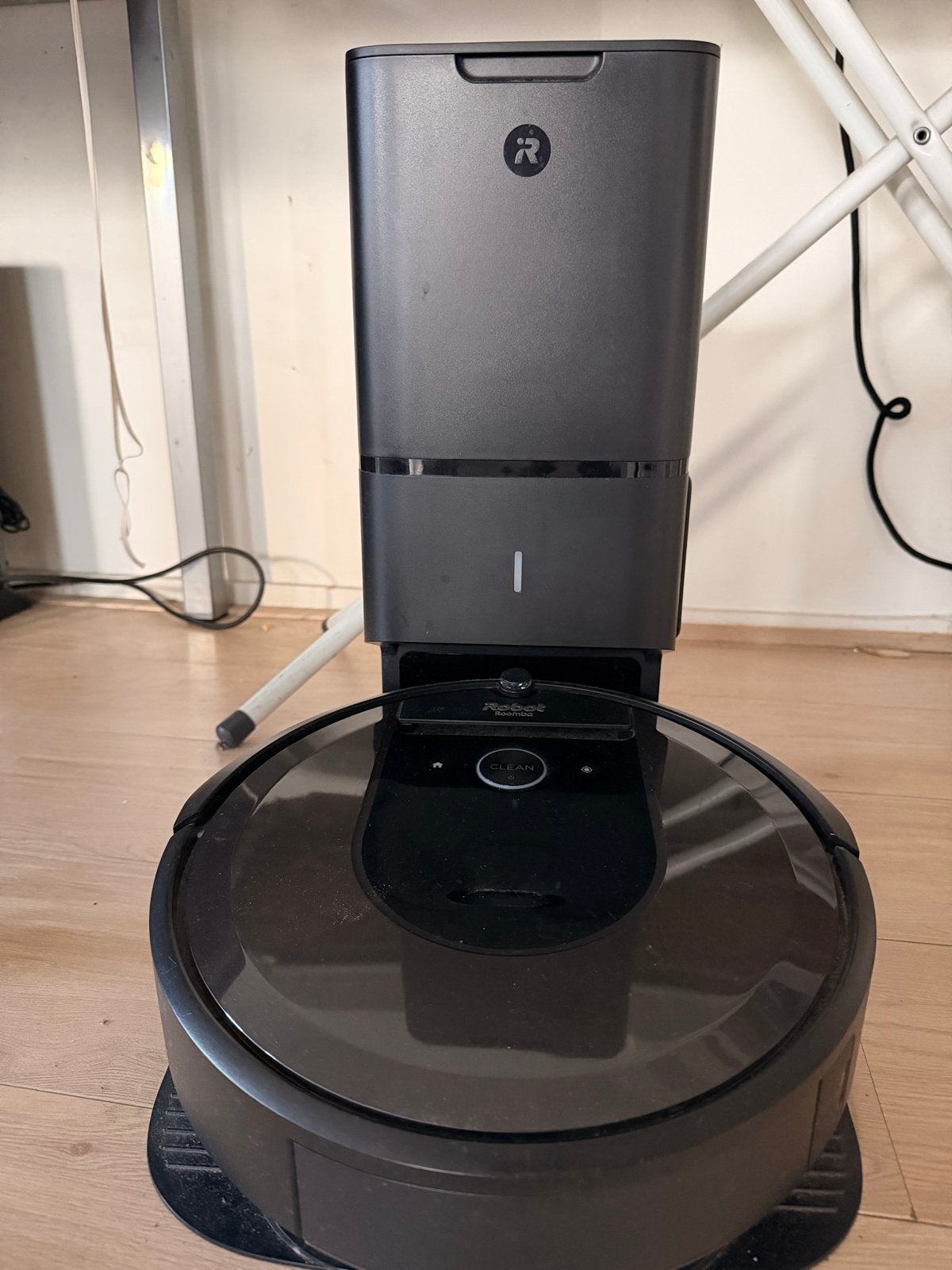 Robot Roomba Combo i8+ –Vacuum & Mop with Self-Emptying Dock, Ophalen, IRobot, Automatisch legen, Zo goed als nieuw