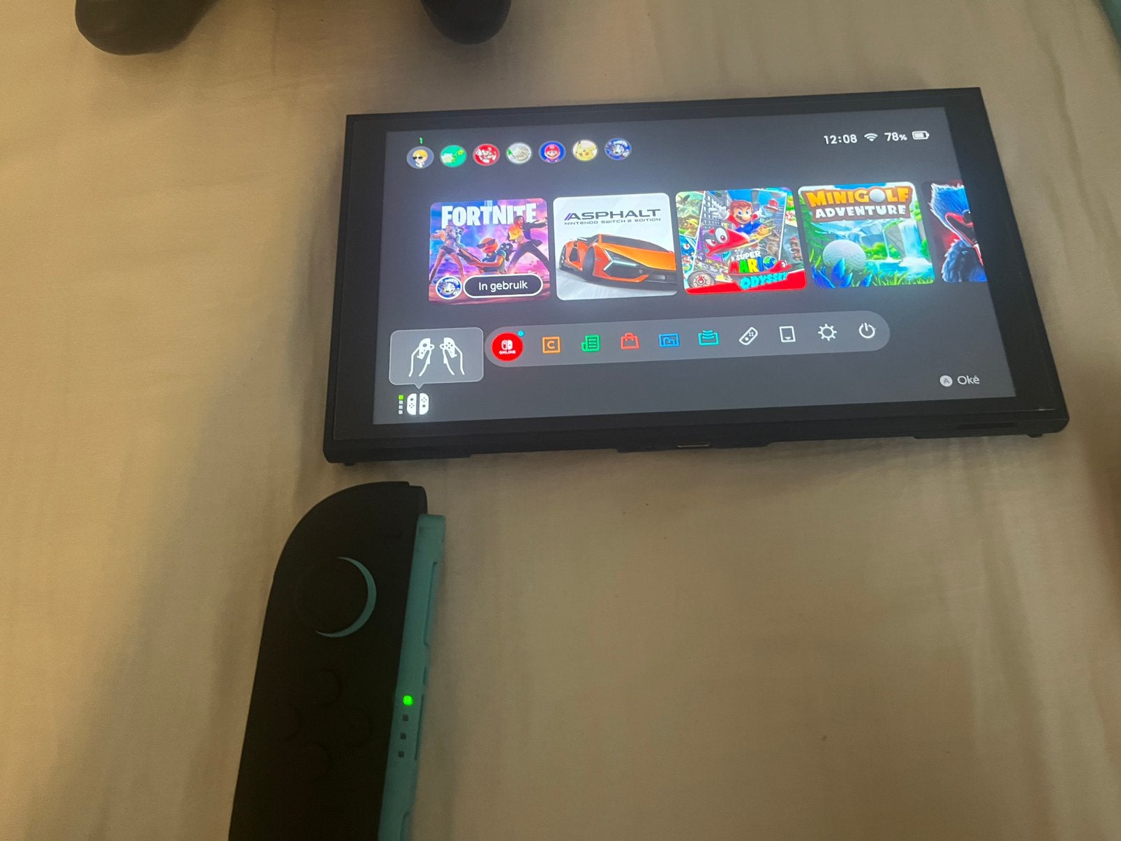 Nintendo Switch 2 + Super Mario Odyssey + Hoesje, Spelcomputers en Games, Ophalen, Zo goed als nieuw