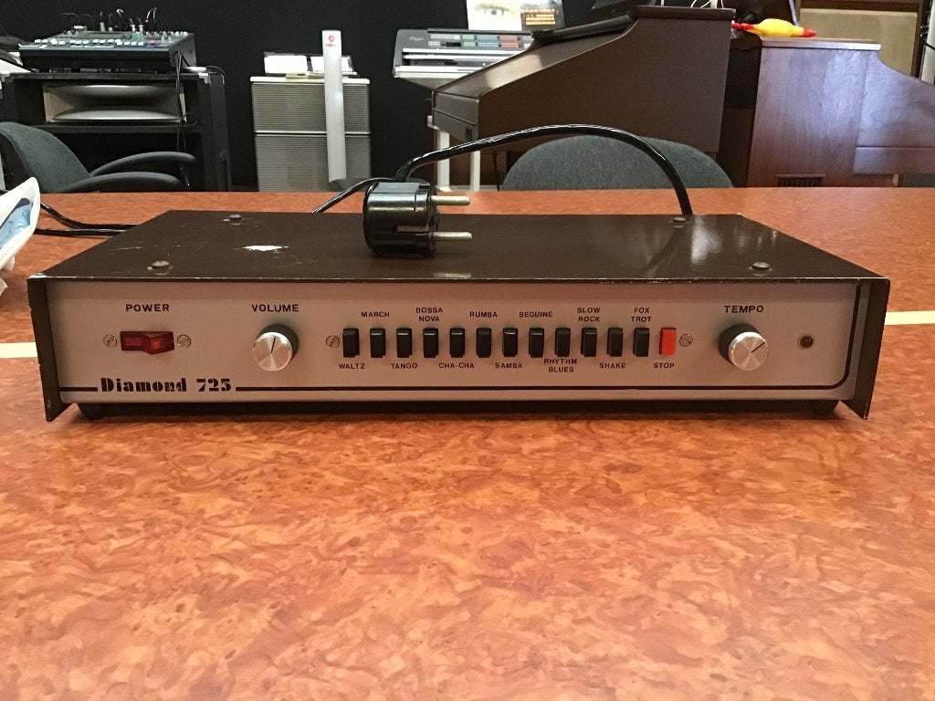 Oude “drumdoos”, Muziek en Instrumenten, Drumcomputers, Ophalen, Gebruikt, Overige merken