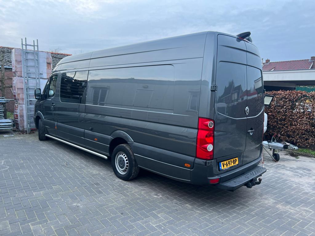 Volkswagen Crafter 46 164pk TDI CDC L4h2 432/3500 (euro V), Zwart, 4 cilinders, Volkswagen, 7 stoelen