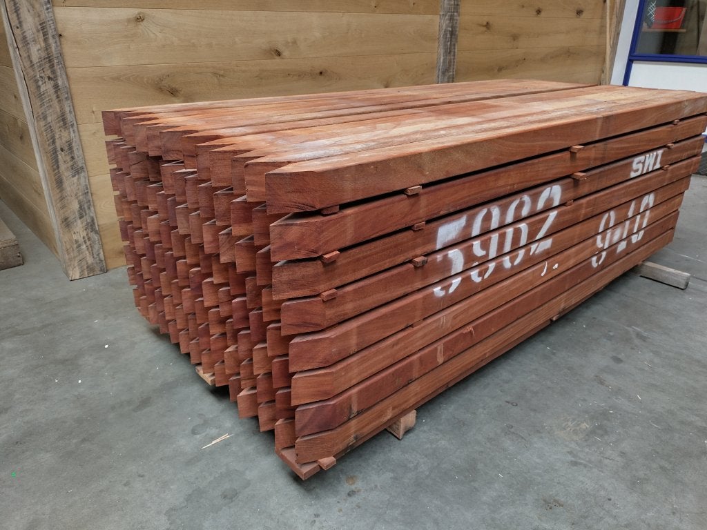 Hardhouten geschaafde schutting palen 68x68 mm, Palen, Nieuw, Ophalen of Verzenden, Hardhout