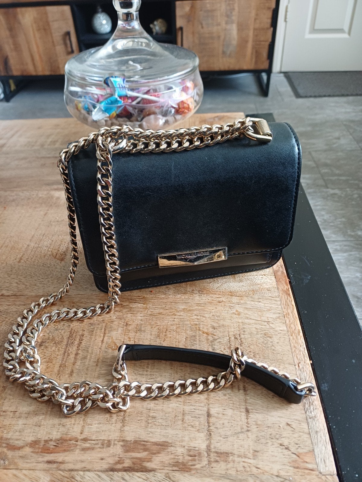orginele Michael kors  crossbody bag zwart leren tasje, Ophalen of Verzenden, Zo goed als nieuw, Zwart, Schoudertasje
