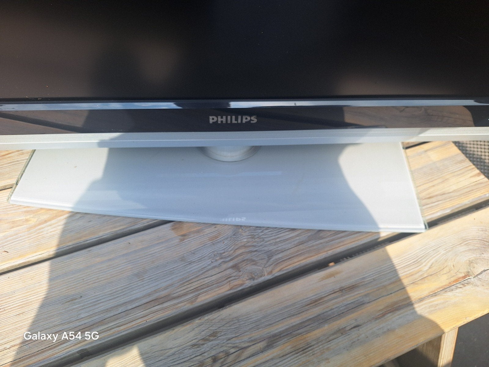 Philips TV - Ideaal voor onderdelen of handige klusser, Philips, Refurbished, 100 Hz, 60 tot 80 cm