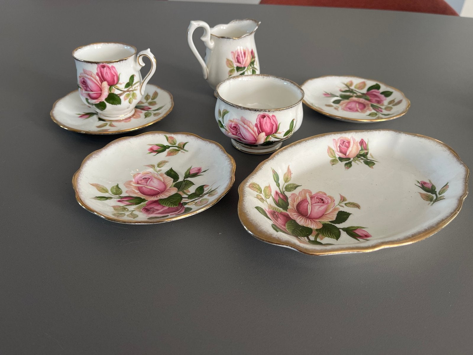 Royal Albert Theeservies - Old Country Roses, Antiek en Kunst, Ophalen of Verzenden