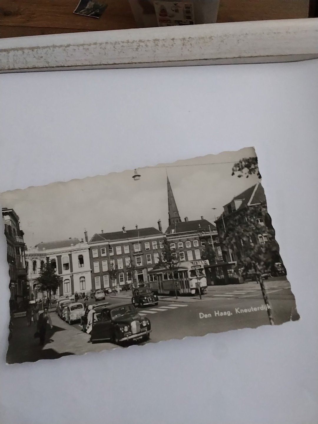 Oude ansichtkaart Den Haag, Kneuterdijk (Gelopen), Ophalen of Verzenden, 1940 tot 1960, Gelopen, Zuid-Holland