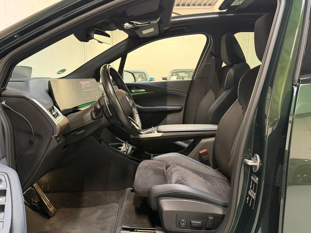 BMW 2-serie Active Tourer 223i M Sport - TREKHAAK - SCHUIFDA, Auto's, BMW, 1998 cc, Gebruikt, 4 cilinders, Automatische klimaatregeling