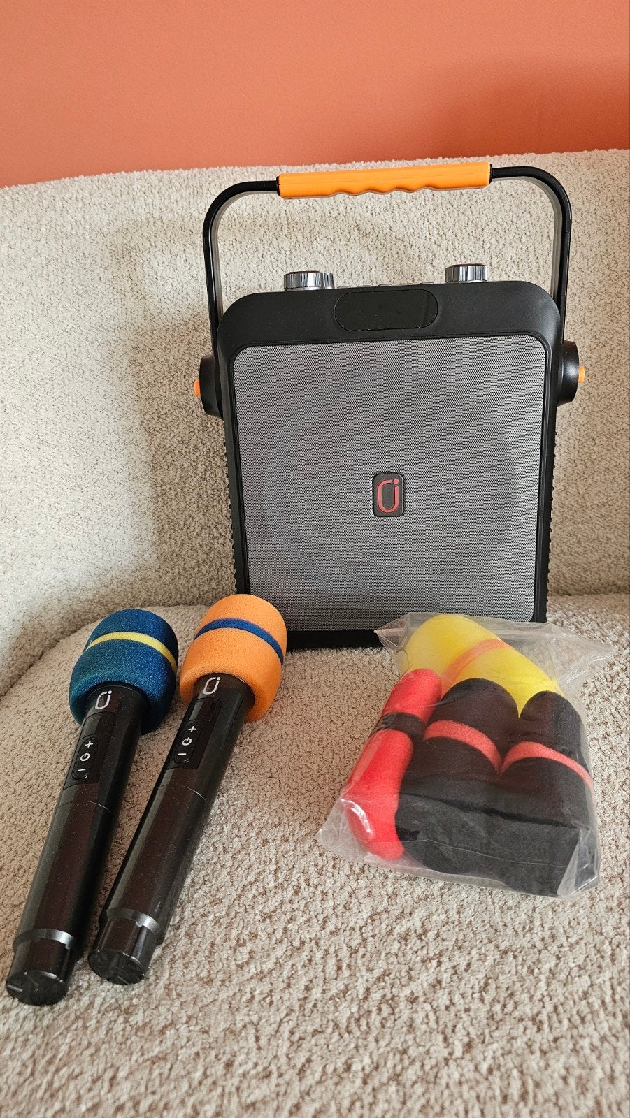 Karaoke set met 2 microfoons en draagbare speaker, Ophalen, Zo goed als nieuw, Complete set
