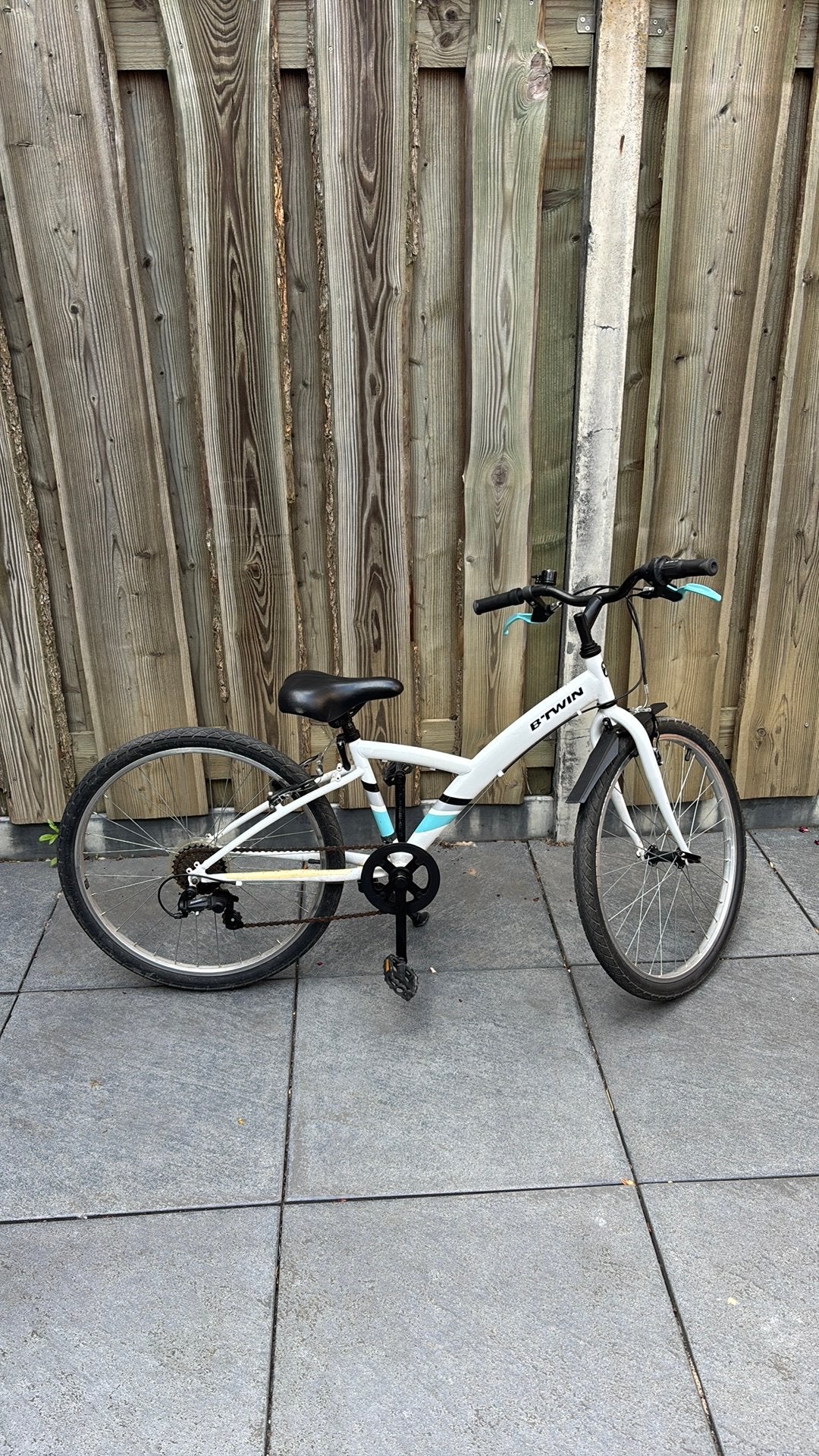 BTwin kinderfiets, Ophalen, Gebruikt, Velgrem, 20 inch of meer