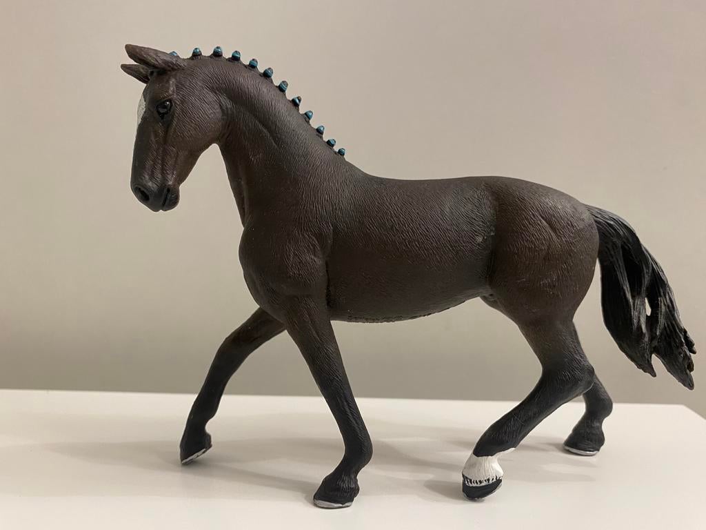 Schleich Excluisive Hannoveraan Storm ~ 42413, Ophalen of Verzenden, Paard, Beeldje of Figuurtje