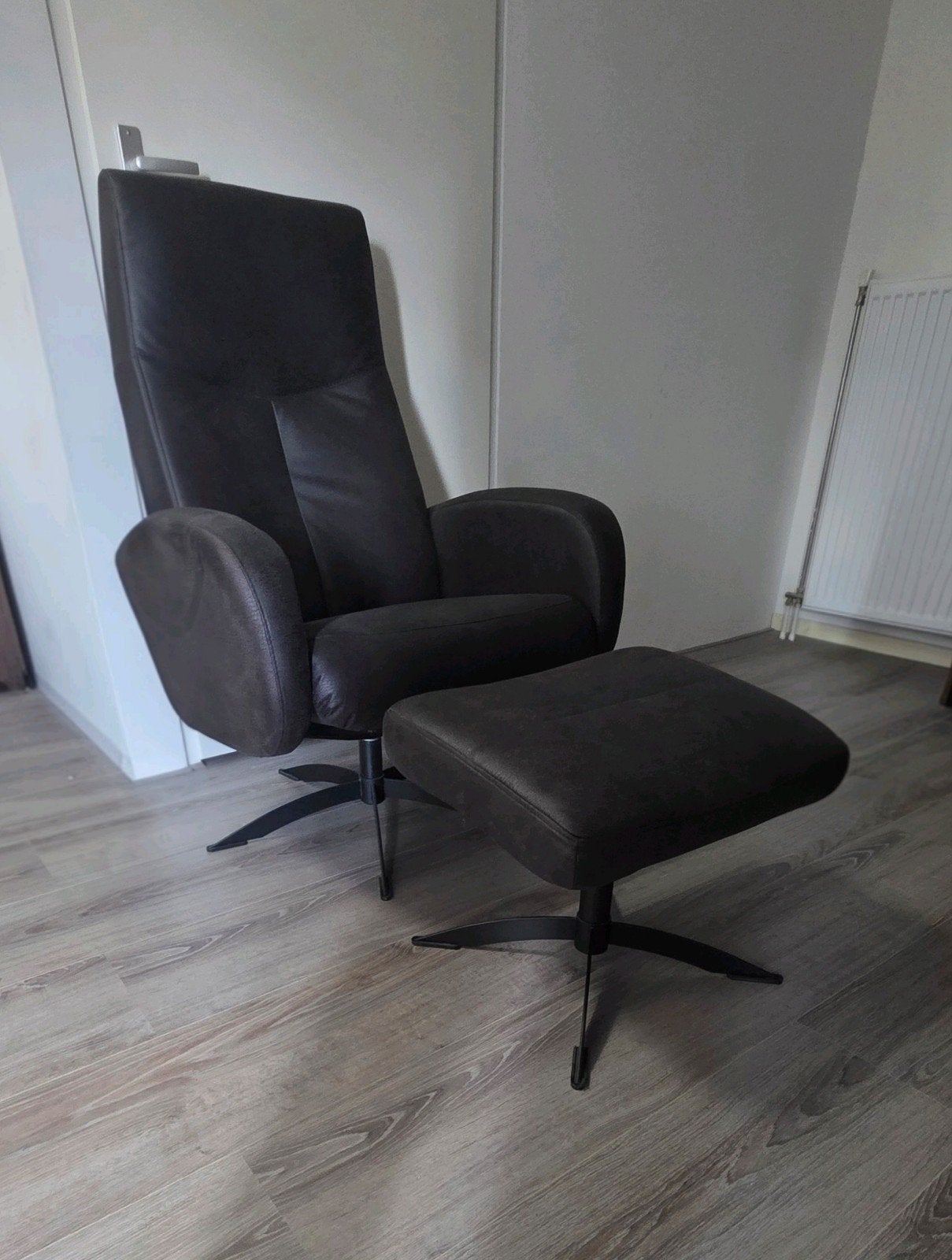 Woonexpress relaxfauteuil fauteuil Gelderland stof grijs, Huis en Inrichting, Fauteuils, Ophalen, Zo goed als nieuw, Stof