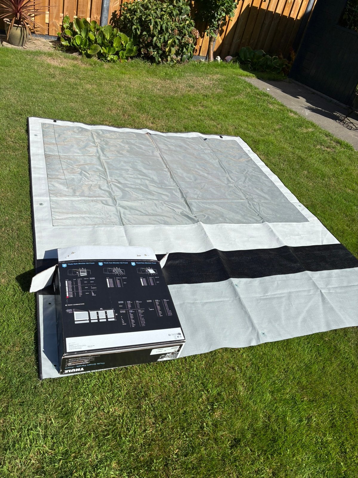 Foto 3 van Thule rainblocker g 2 voorwand