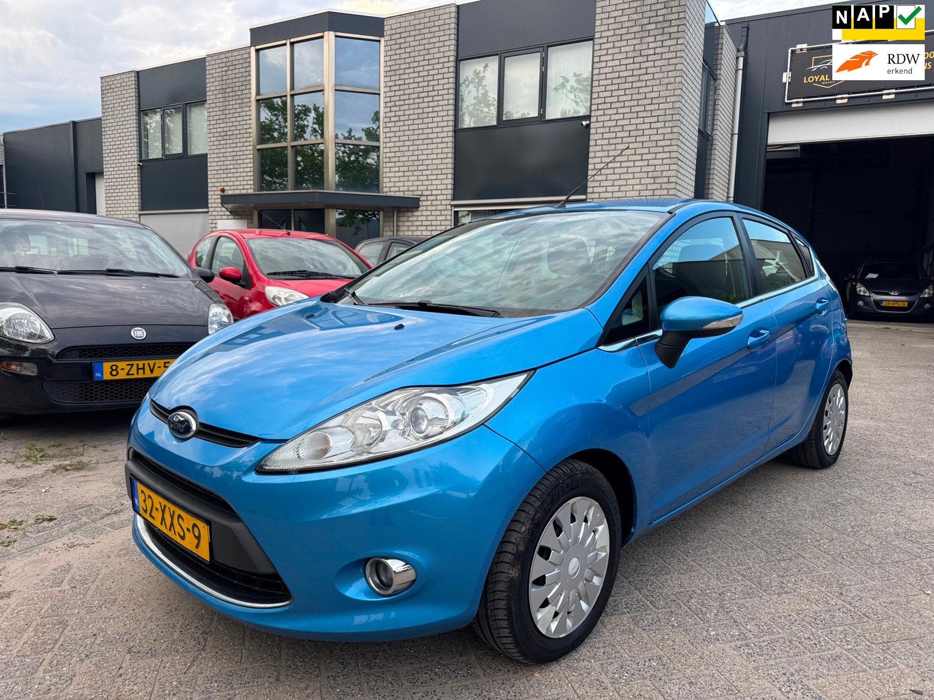 Ford Fiesta 1.6 TDCi ECOnetic Lease Titanium Airco Cruise El, Auto's, Voorwielaandrijving, Stof, Gebruikt, Zwart